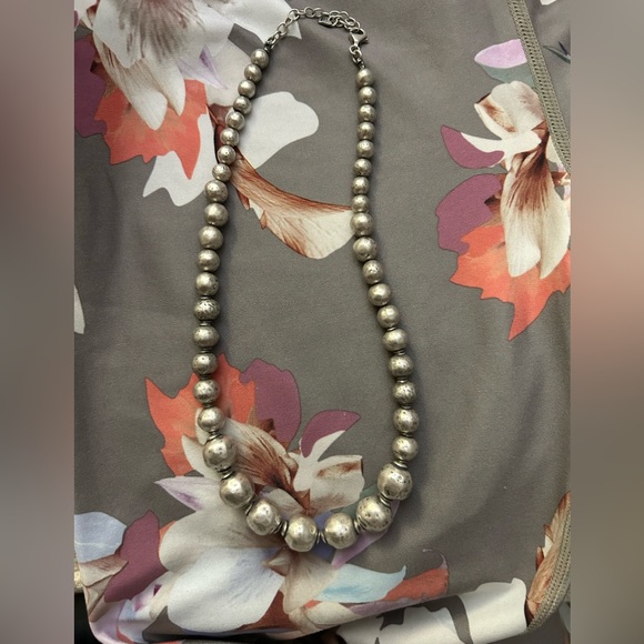 Silpada Sterling Silver Graduated Ball Bead Necklace GORGEOUS N1953 - Picture 2 of 4